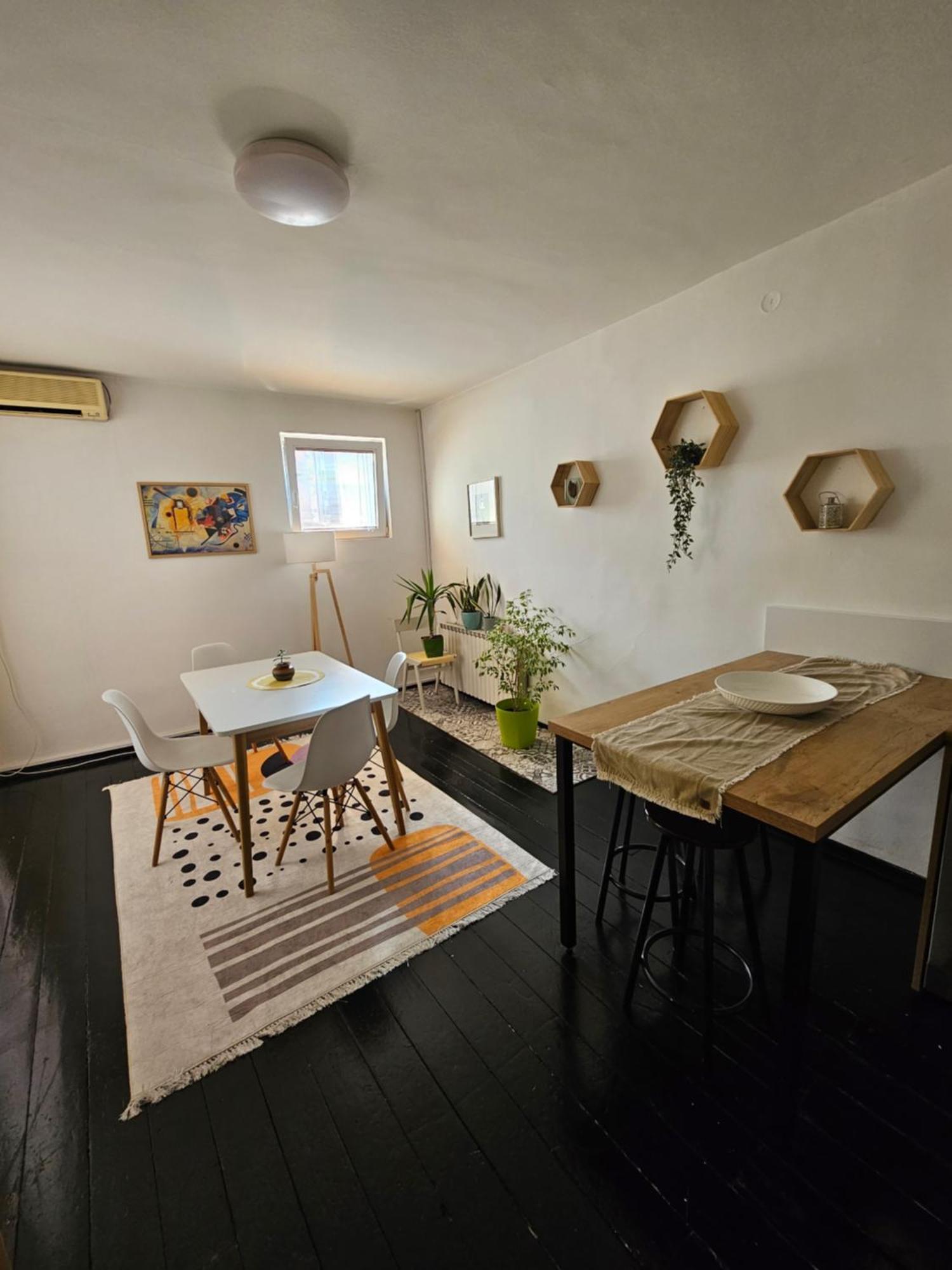 Cosy Apartment In The Heart Of Skopje Eksteriør bilde